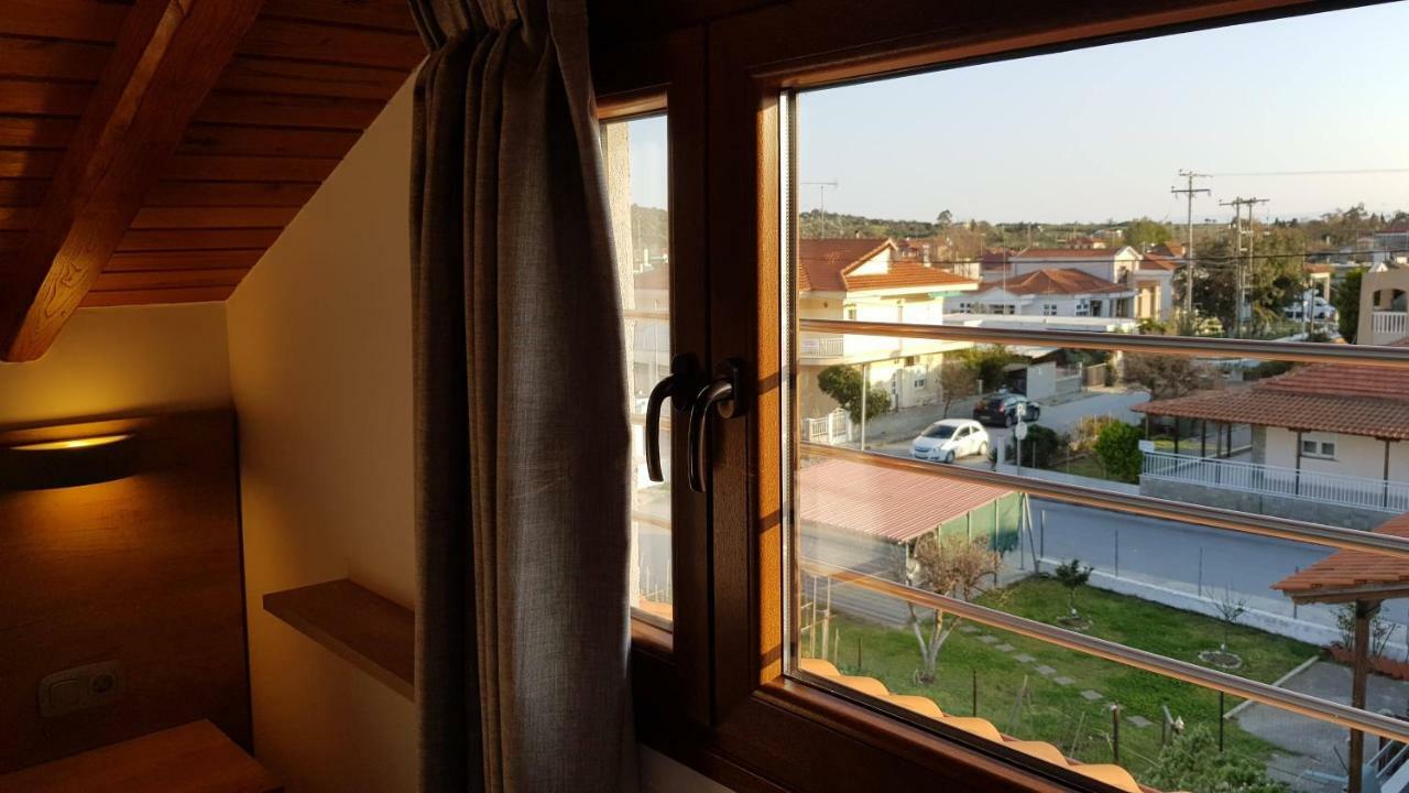 Appartement Golden Attic à Nea Roda Extérieur photo